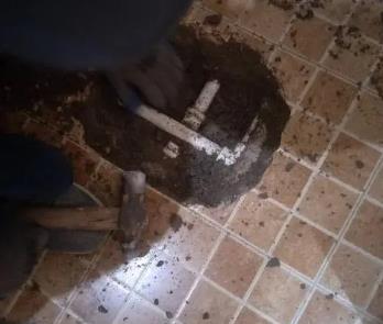 城厢卫生间漏水维修公司为您分享下卫生间渗水如何处理及注意事项